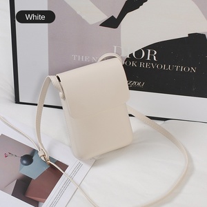 Nouveau petit sac messager carré en PU tendance toutes saisons pour femme, avec étui de téléphone intégré et fermeture à rabat, idéal pour les trajets quotidiens - Product Image 6