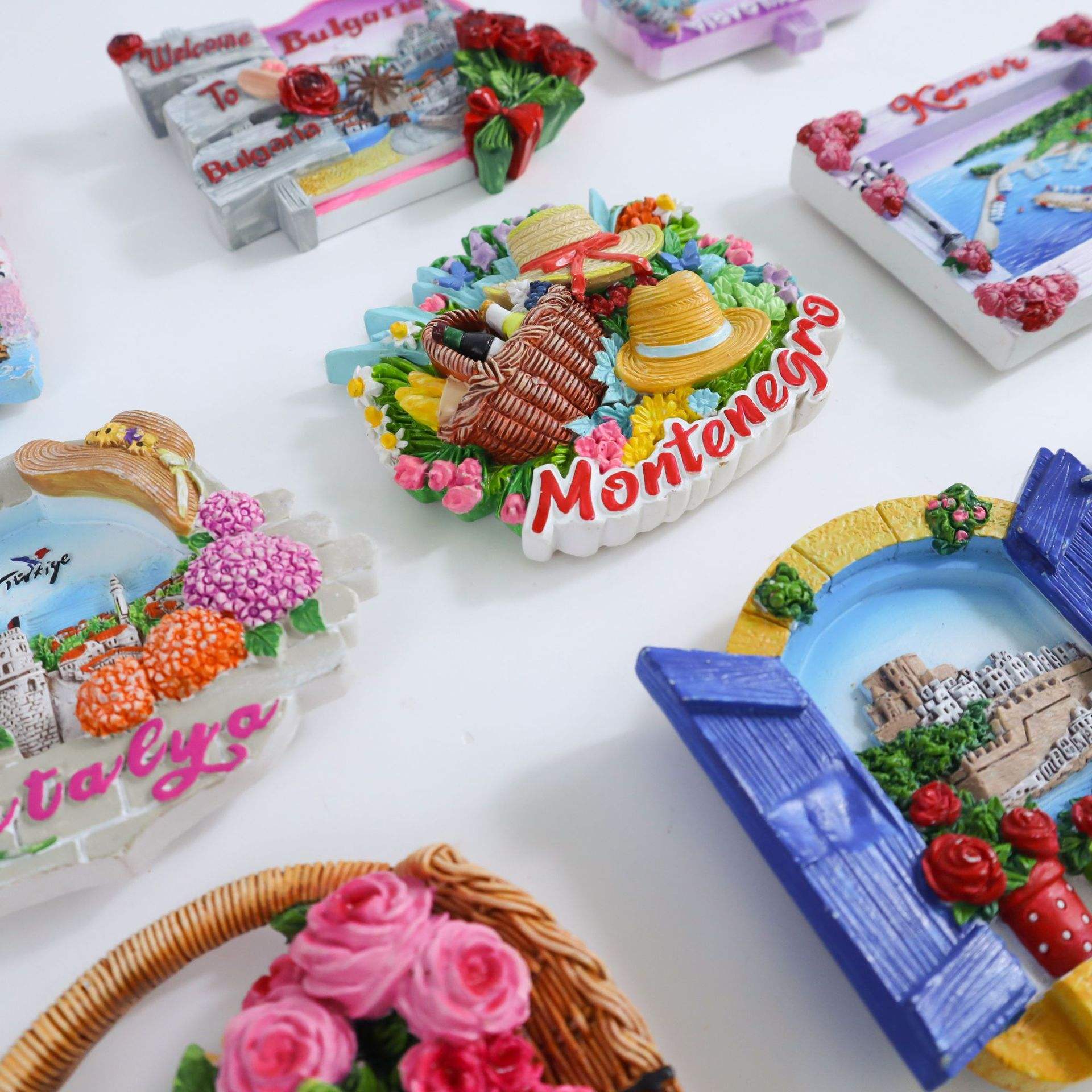 แม่เหล็กติดตู้เย็นเรซินปรับแต่งตามภาพวาด