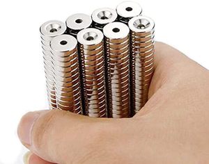Magneti Permanenti Industriali in Neodimio <span class=keywords><strong>Ferro</strong></span> Boro su Misura, Forma Sferica, Grado N35-N52 - Product Image 6