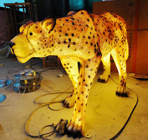 Decoración <span class=keywords><strong>de</strong></span> jardín al aire libre tamaño real PVC 3D tamaño real guepardo escultura León LED Navidad Animal linterna colorido IP65 paisaje - Product Image 3