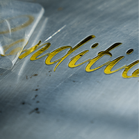 Autocollants décoratifs personnalisés en feuille d'or UV DTF, logo créatif, impression dorée pour bouteille