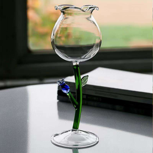 Verre à vin en forme de tige de plante soufflé à la main en gros, accent floral en forme de feuille, gobelet créatif en borosilicate résistant à la chaleur, cadeau de mariage - Product Image 4