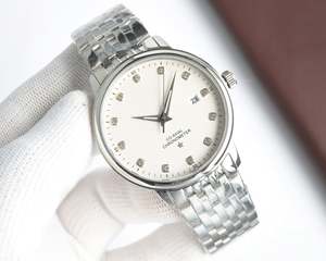 Montre-bracelet à quartz de luxe pour homme, fabriquée en Chine, avec bracelet en acier inoxydable, boîtier en alliage de style rétro, design sportif et tendance - Product Image 3