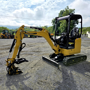 รถขุดขนาดเล็ก CAT 301.7CR เครื่องจักรก่อสร้าง รถขุดตีนตะขาบ คุณภาพดี - Product Image 1