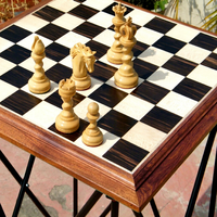 Mesa de Ajedrez de Madera Hecha a Mano con Piezas Clásicas para Jugar en Interiores y Exteriores