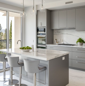 Armoire de cuisine raffinée teintée de gris Armoire en verre dépoli Kitchenette de luxe avec dessus en marbre pour les cuisines de villas haut de gamme - Product Image 3