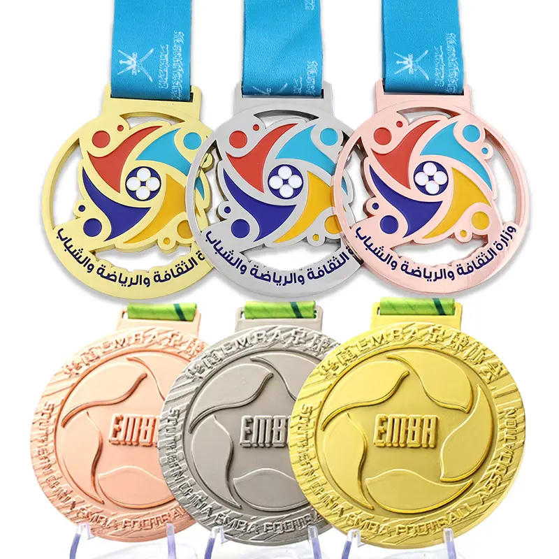 Wholesale Custom 3D Logo Football Sports Award Medal Zinc Alloy 3d Sport Running 5k 10k 21k Marathon Medal