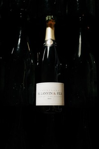 H Lanvin & Fils Blanc De Blancs-75cl-Chalky Soil Aromas-NV Dry Champagne-Dry Taste-Table <b>Wine</b> - Product Image 3