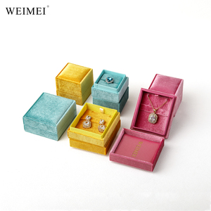 WEIMEI Suede Right Angle Velvet Jewelry <b>Box</b> Lid and Bass Ring Necklace <b>Earring</b> <b>Box</b> Jewelry Packaging - Product Image 2