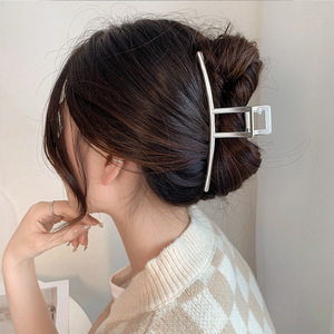 Vendita all'ingrosso di 4.7 personalizzata "Jumbo grande oro metallo accessori lega per capelli pinza per capelli per capelli spessi per le donne - Product Image 5