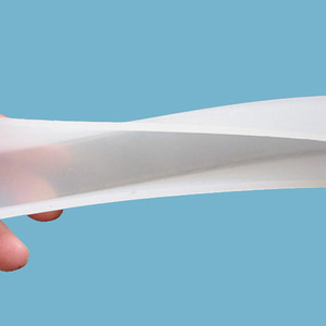 Bande d'étanchéité en caoutchouc flexible pour l'industrie - Product Image 1