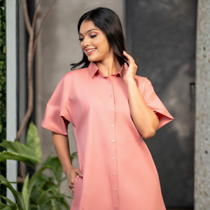 Vestido Midi Bordado de Lino Rosa Artesanal de Calidad Excepcional, Elegante y Casual para Mujer - Product Image 2