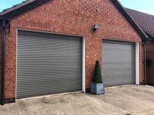 Porte de <span class=keywords><strong>garage</strong></span> automatique à enroulement rapide en alliage d'aluminium USA Rollup, rouleaux pour porte à enroulement rapide - Product Image 3