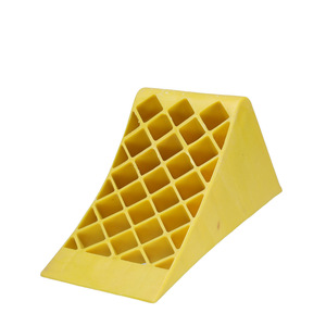 Protector portátil para neumáticos de coche, almohadilla anticolisión, rampa de estacionamiento para camiones y vehículos, amarillo, 30x20x15cm - Product Image 1