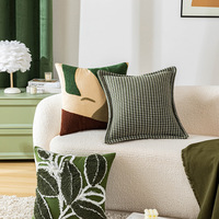 Nouvel arrivage Housse de coussin Jacquard feuilles Housse de coussin brodée Housse de coussin en velours vert