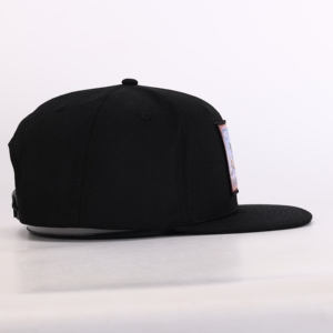 Casquette noire personnalisée 6 panneaux à bord plat Snapback Chapeau Dobby Style Polyester Corde Snapback Broderie Patch Logo Arcs Motif Gorras Cap - Product Image 4