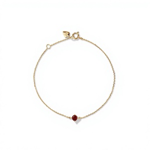 Pulsera de cadena minimalista con granate para mujer, engaste de garra, tono dorado, pulsera de eslabones de plata 925 - Product Image 1