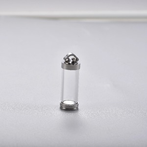 Mini Colgante de Acero Inoxidable con Frasco de Vidrio, Porta Perfume DIY, Collar Impermeable, Porta Recuerdos para Hombres y Mujeres - Product Image 3