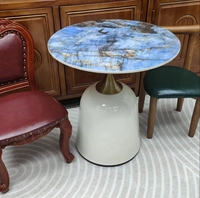 Table d'appoint en marbre pour canapé, meuble de salon nordique en bout de thé, lit moderne doré de luxe, table basse en marbre pour le salon