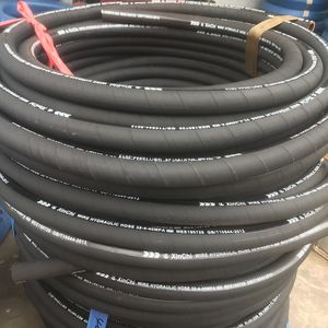 <span class=keywords><strong>Tuyau</strong></span> hydraulique en <span class=keywords><strong>caoutchouc</strong></span> tressé en acier inoxydable haute pression flexible de 1 pouce de <span class=keywords><strong>diamètre</strong></span> avec service de découpe pour huile hydraulique - Product Image 4