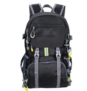 Mochila de Senderismo Ligera de 35L, Resistente al Agua, para Viajes, Deportiva y Moderna, en Oferta - Product Image 1