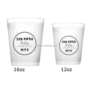 Confezione da 24 tazze di plastica riutilizzabili da 16 once nere per feste di buon anno tazze smerigliate personalizzate - Product Image 4