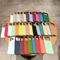 Coque en silicone liquide en gros pour iPhone 17 16 15 14 13 12 11 Pro Max Plus – Housse de protection colorée souple antichoc avec protection de l'appareil photo