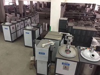 Machine à couler le PU chinoise à 60 stations et 3 réservoirs pour la fabrication de semelles en PU, machine à fabriquer des chaussures