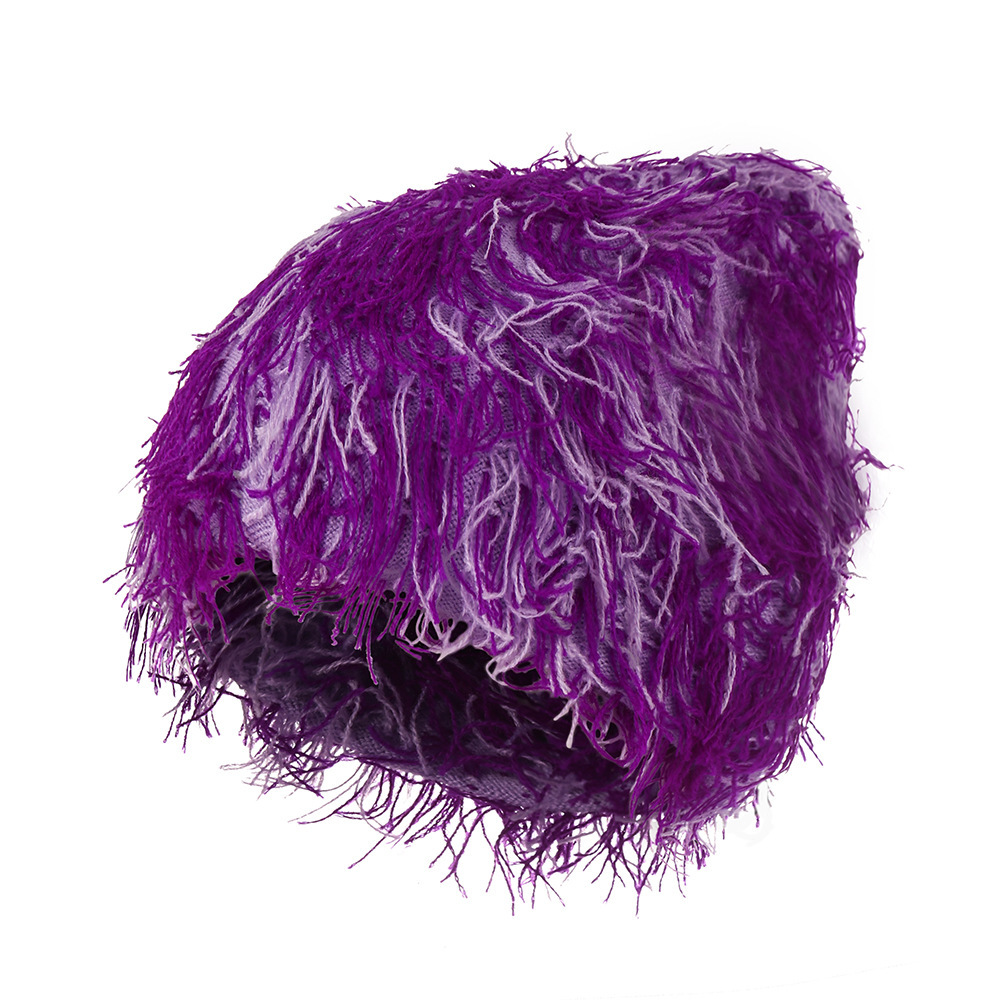 Base violet clair avec moustaches violet clair et violet foncé