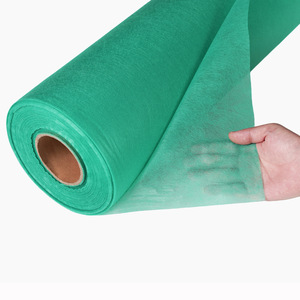 Tissu non tissé vert 1525 g/m², poids moyen, respirant, pour l'agriculture, l'aménagement paysager, protection des semis - Product Image 1