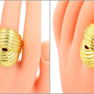 Anillos de Acero Inoxidable para Hombre al por Mayor, Anillos Gruesos Chapados en Oro de 18K PVD, Joyería de Diseño para Hombre y Mujer - Product Image 4