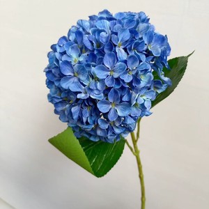 Hortensia artificiel haut de gamme à 3 feuilles, imprimé en 3D, fleur colorée à 5 têtes pour la décoration de mariages, de la Saint-Valentin et de Thanksgiving - Product Image 2