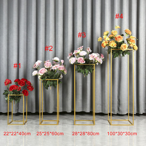 ขาตั้งดอกไม้ทรงสี่เหลี่ยมสูงสีทอง รุ่น FS002 สำหรับตกแต่งงานแต่งงาน ทำจากเหล็ก - Product Image 1