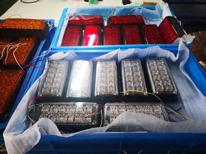 Nouvelle lumière périmétrique rectangulaire LED pour <span class=keywords><strong>ambulance</strong></span> de 7 pouces brevetée avec fonction synchronisée et asynchrone - Product Image 4