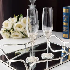 Copas de Champán Elegantes y de Lujo para Bodas, con Tallo y Base Decorativos, Perfectas para Brindis y Celebraciones - Product Image 5