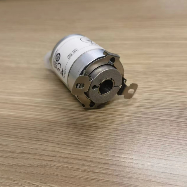 ABZ Differential Output Encoder 2500PPR  Anti-Interference for CNC Machining Centers Industrial Photoelectric Encoder