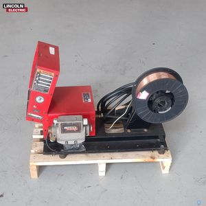 Máquina de Soldadura por Arco Sumergido Lincoln STT-10 con Alimentador de Alambre 250A AC/DC Usada - Product Image 2