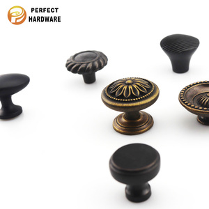 Boutons <span class=keywords><strong>de</strong></span> <span class=keywords><strong>meuble</strong></span> ronds multi-styles en alliage <span class=keywords><strong>de</strong></span> zinc bronze antique, poignées <span class=keywords><strong>de</strong></span> tiroir à trou unique pour armoire - Product Image 5