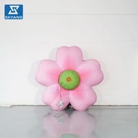 Modèle de cerisier gonflable géant rose personnalisé pour la publicité lors de festivals en plein air ou les fêtes sur le thème du printemps dans les parcs