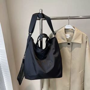 Sac à main décontracté pour femme en polyester, personnalisé avec logo, vente en gros, haute qualité, <span class=keywords><strong>pas</strong></span> <span class=keywords><strong>cher</strong></span>, directement de l'usine, sac de travail OEM pour le bureau - Product Image 5