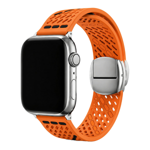 สายรัดข้อมือซิลิโคนแบบเจาะรูสองสี OEM พร้อมหัวเข็มขัดแม่เหล็ก ใช้งานร่วมกับ Apple Watch 11 10 9 8 7 - Product Image 1