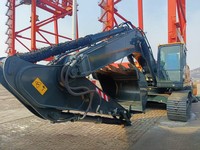 Excavatrice sur chenilles HX245 de 26,8 tonnes avec godet de 1,5 m³ et brise-roche à attache rapide