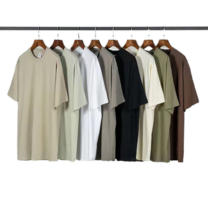 T-shirt homme surdimensionné 100% coton, 180 g/m², manches courtes, fabriqué au Pakistan, en vente. - Product Image 1