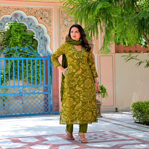 Conjunto de traje de algodón azul turquesa premium de 60x60 con estampado digital, kurta recta, pantalones a juego y dupatta para mujer - Product Image 1