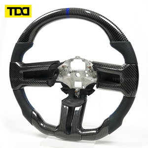 Volant de course en fibre de carbone TDD pour Mustang GT 5.0 S550 / GT500 / Shelby 2019-2025 - Product Image 2