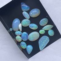 Opale de Feu Naturelle Blanche Australienne 10mm 20mm, Cabochons Ovales Lisses Calibrés, Effet de Couleur, Qualité AAA, Fournisseur en Gros en Ligne