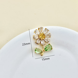 Daisy Pendant <b>Silver</b> Zircon Inlaid Claw Setting Themed Flower <b>Charm</b> DIY Jewelry Necklace Accessory Everyday Wear Unisex - Product Image 2