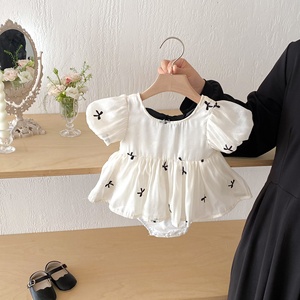 Tutina Estiva in Stile Coreano per Neonata con Fiocco Ricamato, Abbigliamento per Neonati di Un Mese - Product Image 2