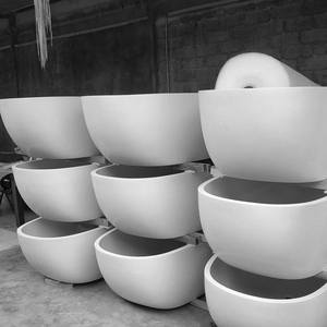 Baignoire autoportante moderne en pierre artificielle en terrazzo blanc Baignoire de trempage de 2m avec égouttoir et robinet pour usage intérieur ou hôtel - Product Image 6