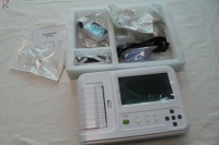 Espirómetro portátil para la prueba de función pulmonar con corrección automática BTPS y operación con pantalla táctil para chequeos de salud comunitarios